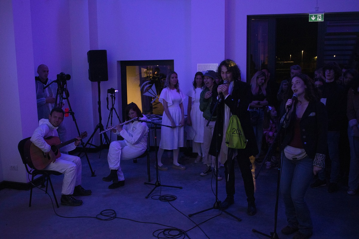 foto: Miljan Sekulić - SVI U AKCIJI!, performativna instalacija, 2022.